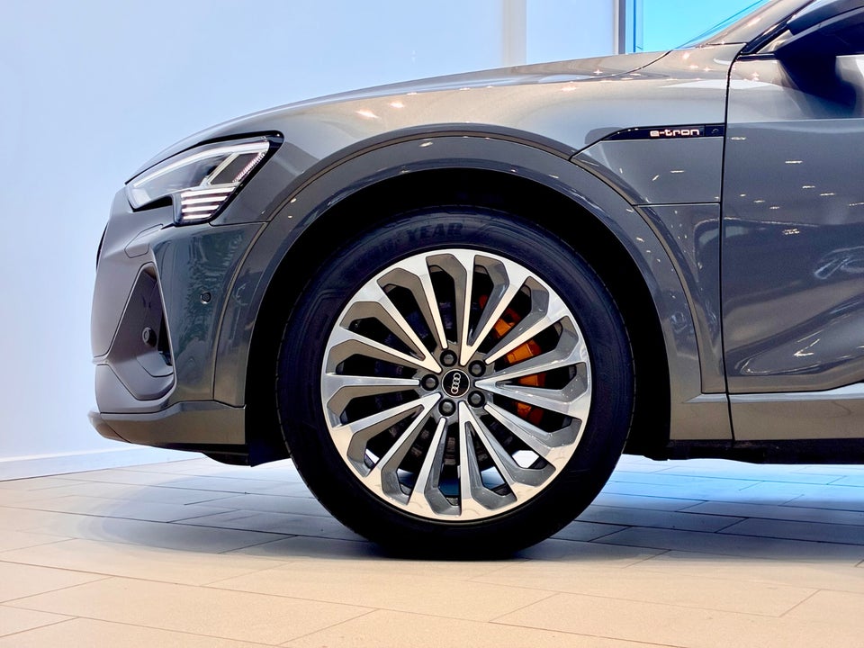 Audi e-tron 55 S-line quattro 5d