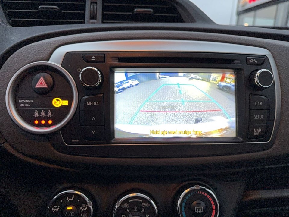 Toyota Yaris 1,0 VVT-i T2 Touch 5d