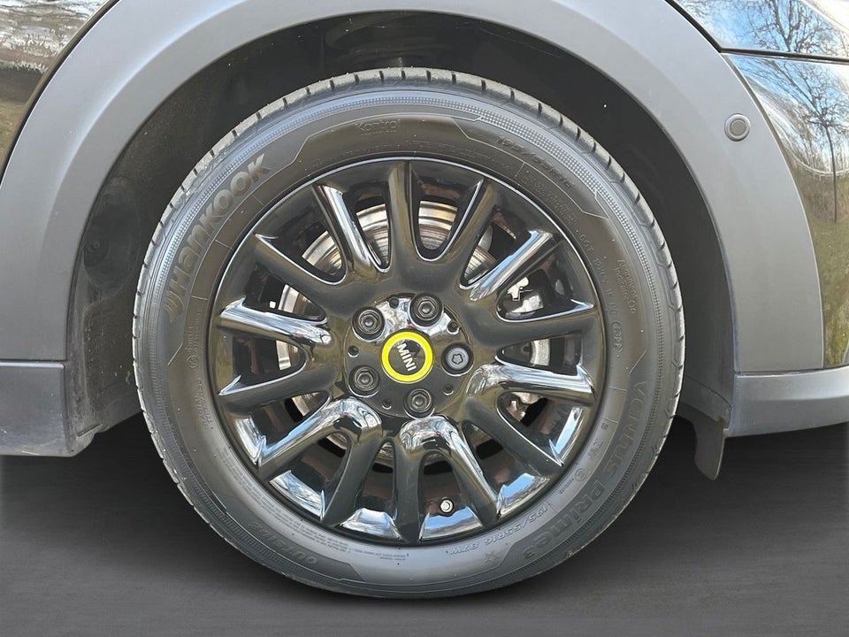 MINI Cooper SE Camden Edition 3d