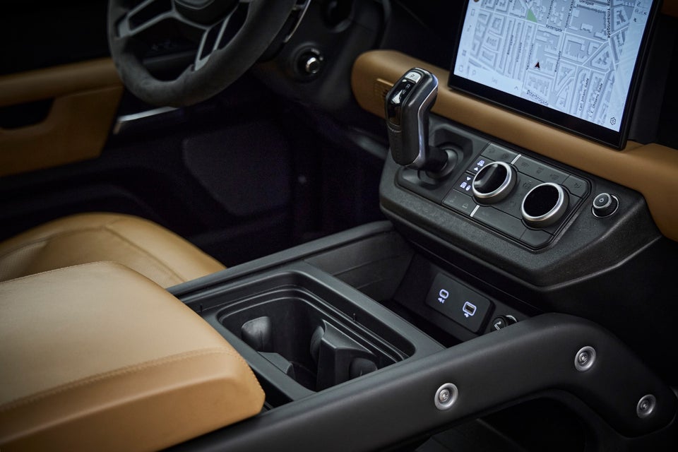 Land Rover Defender 90 5,0 P525 aut. 3d