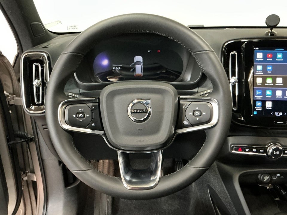 Volvo XC40 P6 ReCharge Core 5d