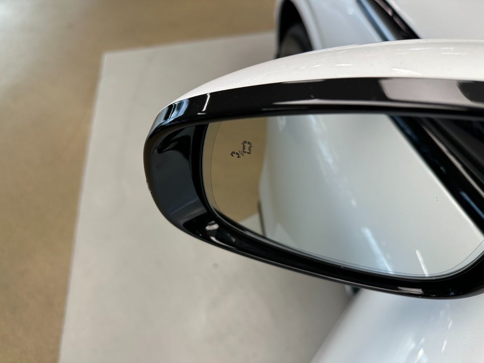 Xpeng G9 Standard Range 5d