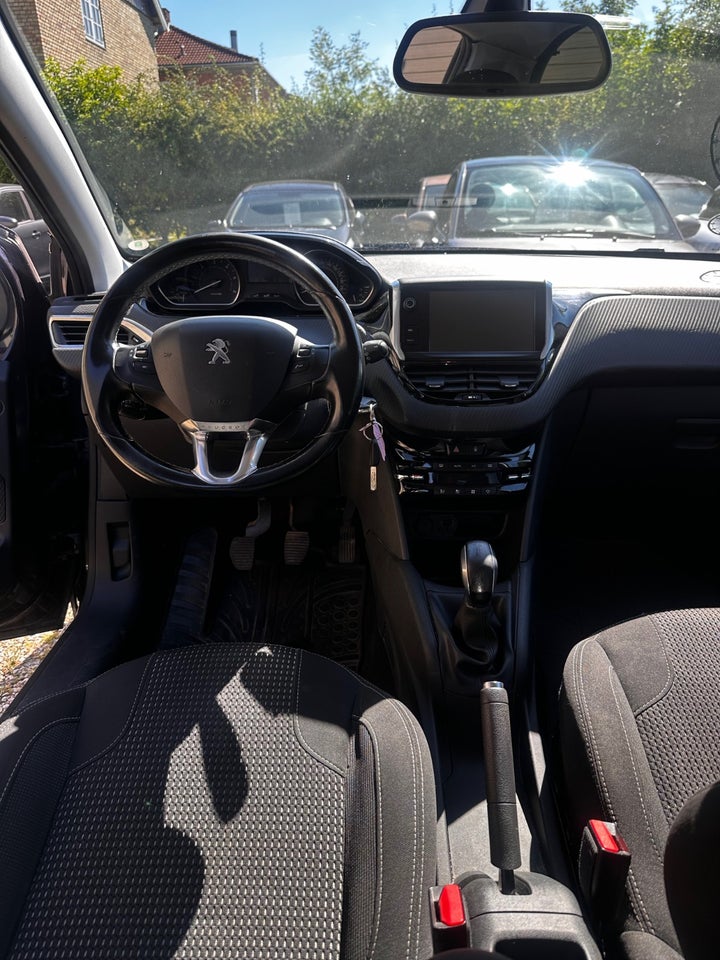 Peugeot 208 1,6 BlueHDi 100 Allure 5d