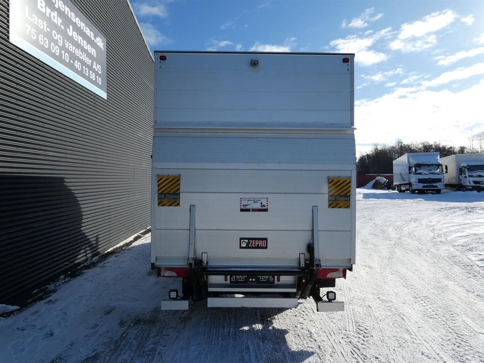 Mercedes Sprinter 317 2,0 CDi A3 Chassis aut. RWD 2d