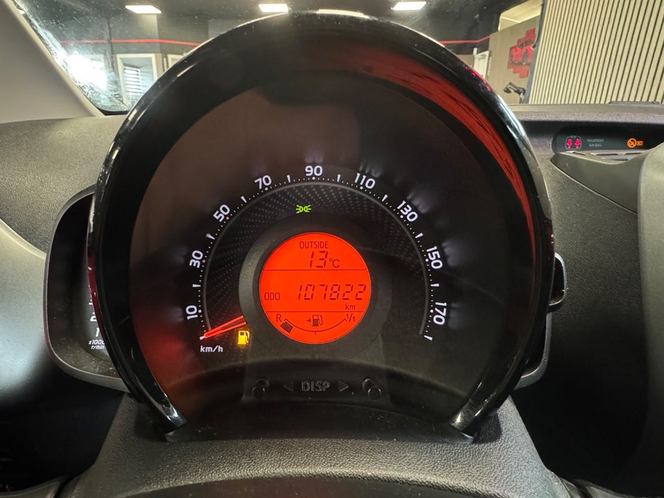 Toyota Aygo 1,0 VVT-i x-press 5d