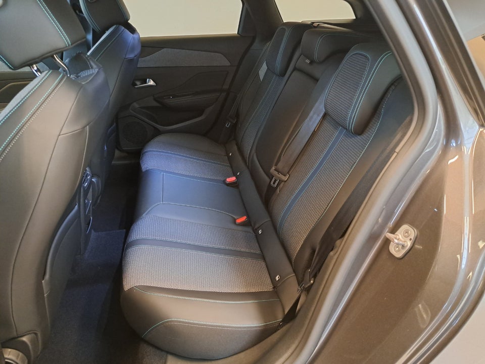 Peugeot 308 1,6 Hybrid First Selection SW EAT8 5d