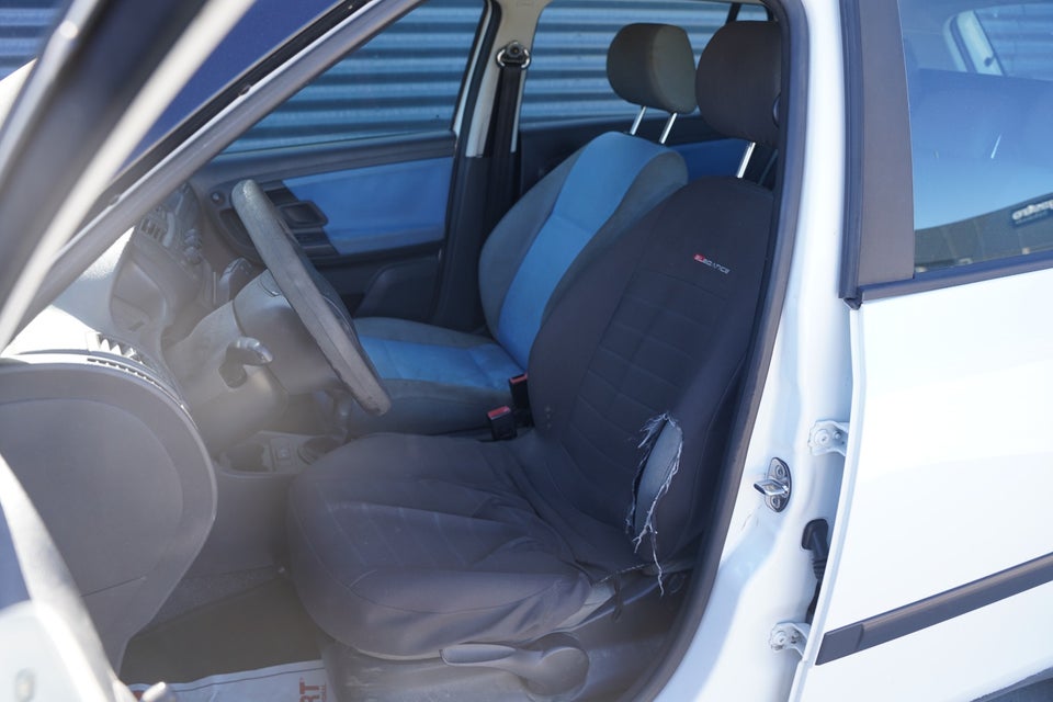 Skoda Fabia 1,2 12V Ambiente Combi 5d