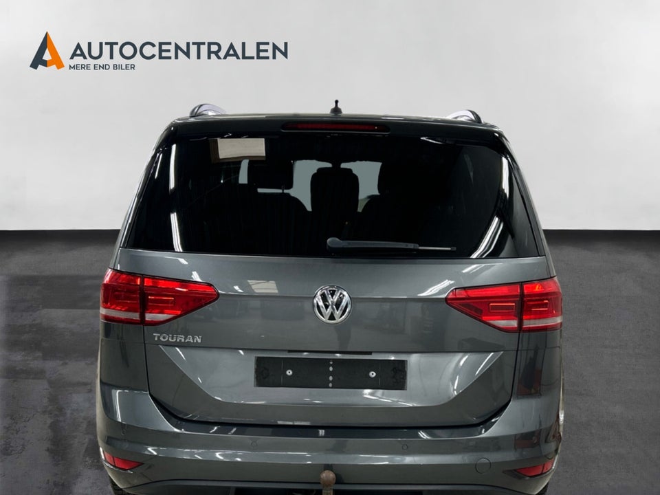 VW Touran 1,6 TDi 115 Comfortline DSG 7prs 5d