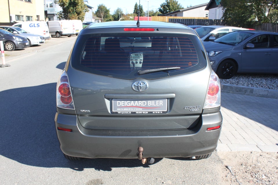 Toyota Corolla Verso 1,8 Luna 7prs 5d