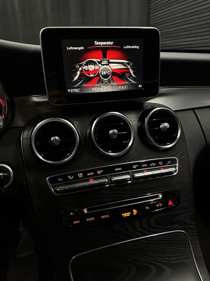 Mercedes C220 d 2,2 AMG Line stc. aut. 5d