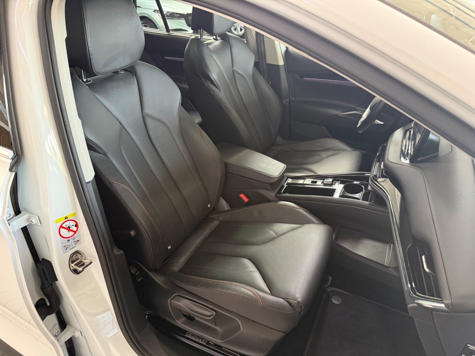 Skoda Enyaq 80 iV Suite 5d