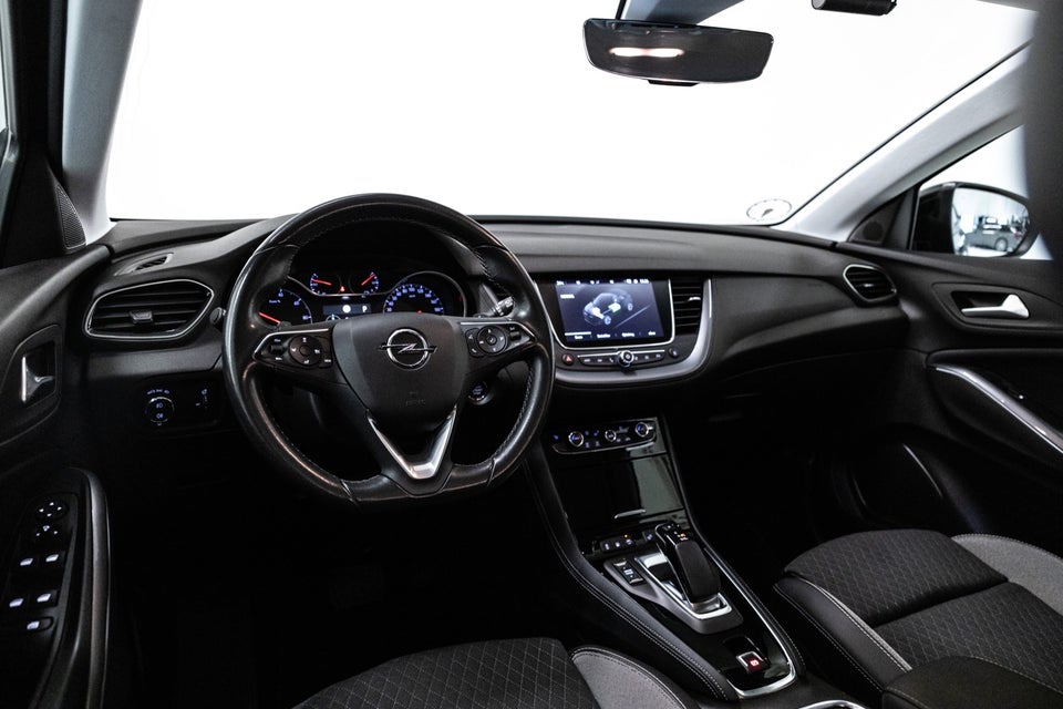Opel Grandland X 1,6 Hybrid Cosmo Prestige aut. 5d