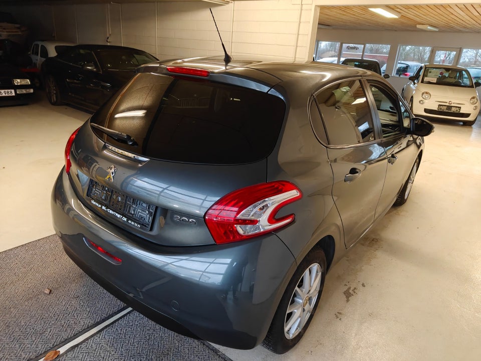 Peugeot 208 1,2 VTi Active 5d