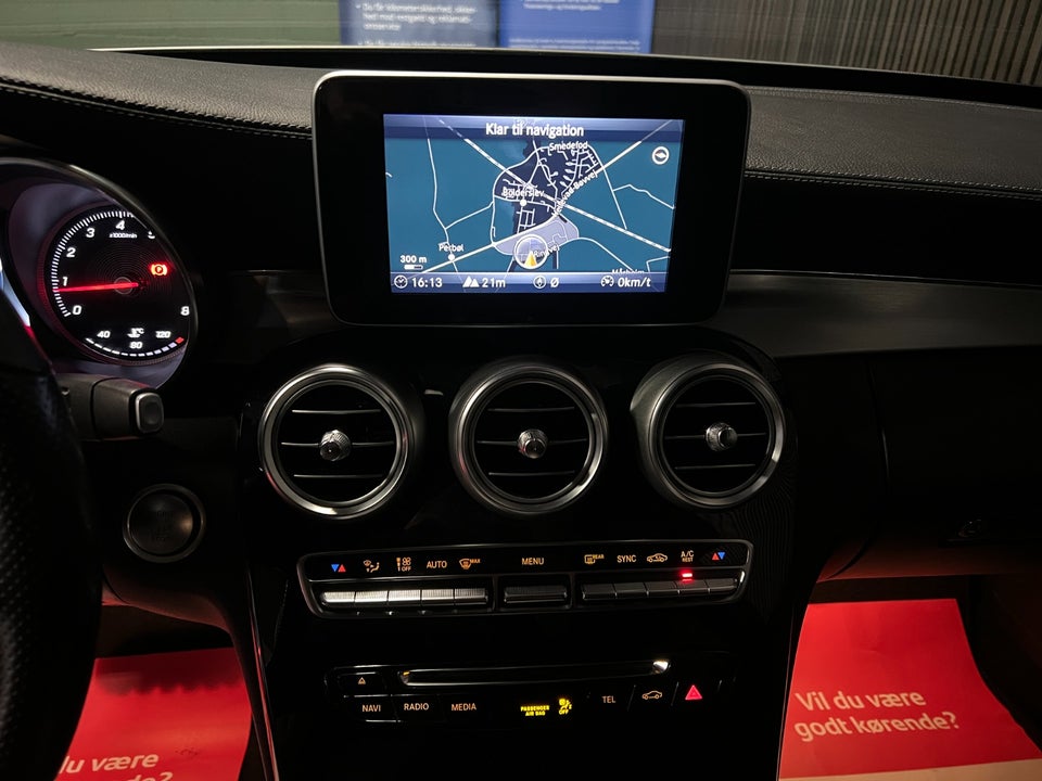 Mercedes C200 2,0 AMG Line stc. aut. 5d