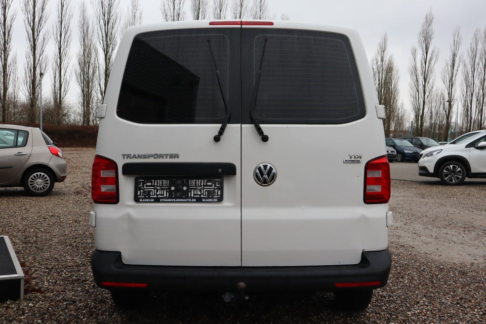 VW Transporter 2,0 TDi 102 Kassevogn lang