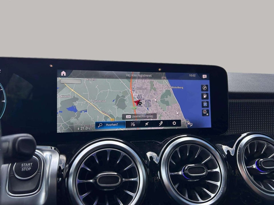 Mercedes EQB300 Progressive 4Matic 5d