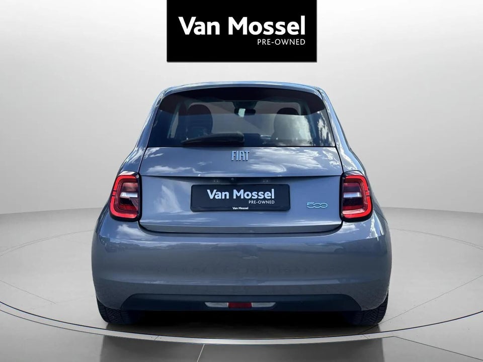 Fiat 500e 42 Icon 3d