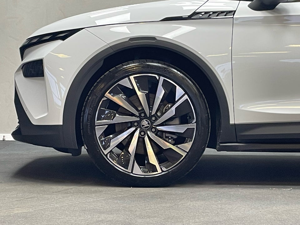 Skoda Elroq 85 iV Sportline 5d