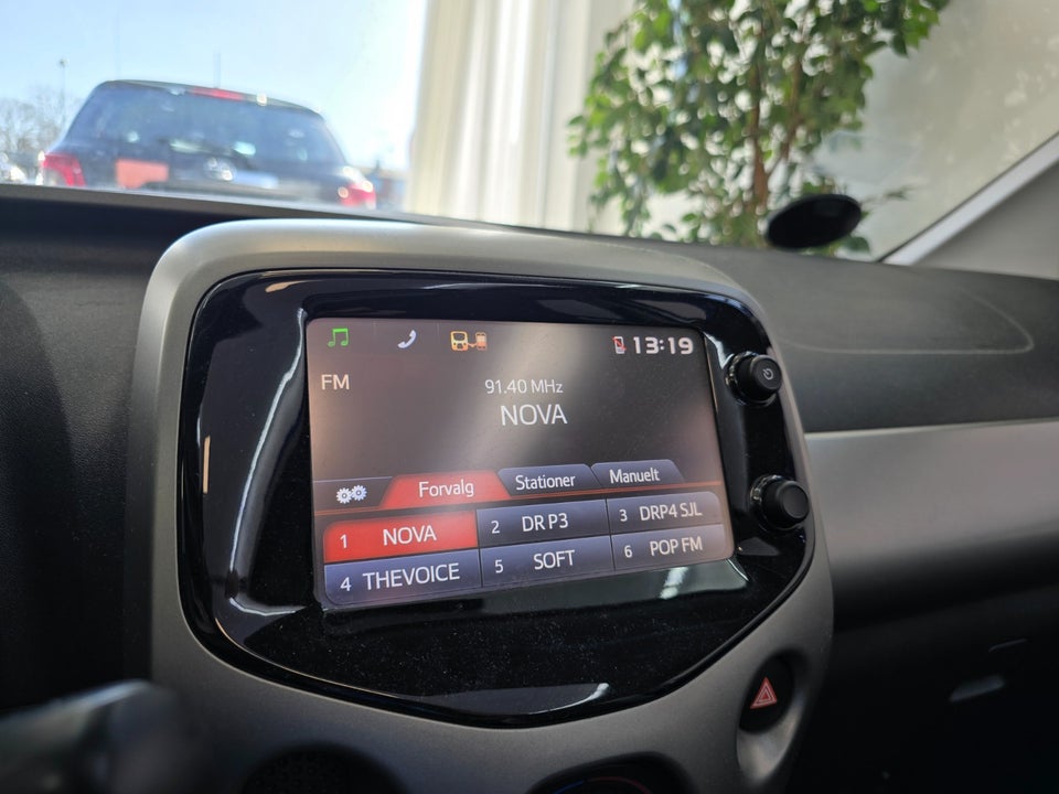 Toyota Aygo 1,0 VVT-i x-sky 5d