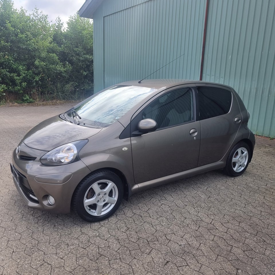 Toyota Aygo 1,0 VVT-i T1 5d