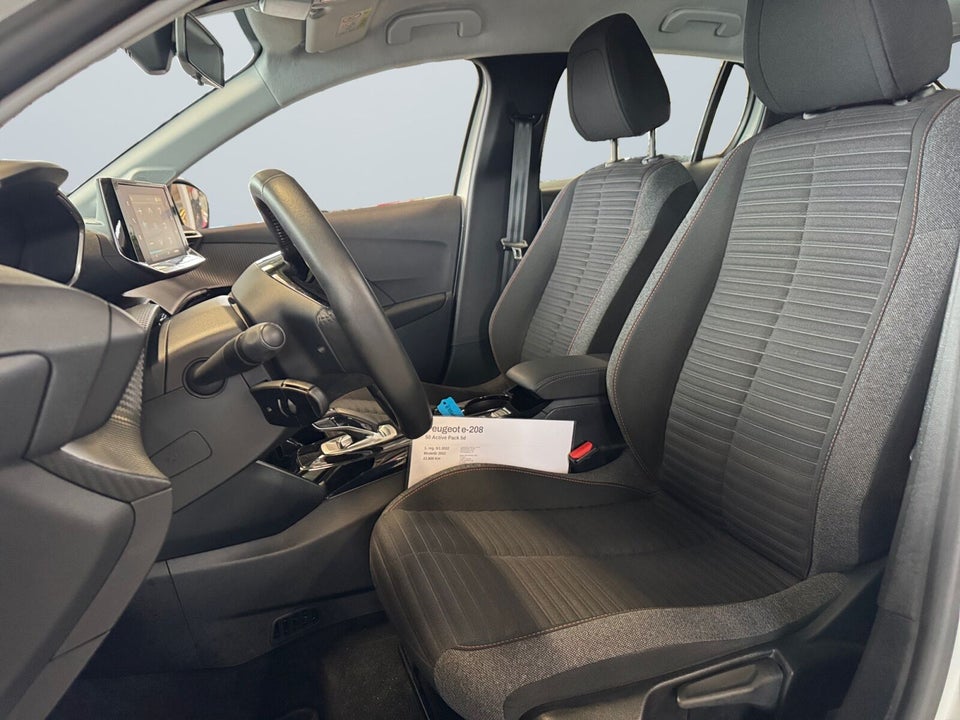 Peugeot e-208 50 Active Pack 5d