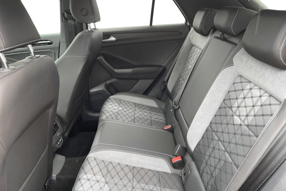 VW T-Roc 1,5 TSi 150 R-line DSG 5d