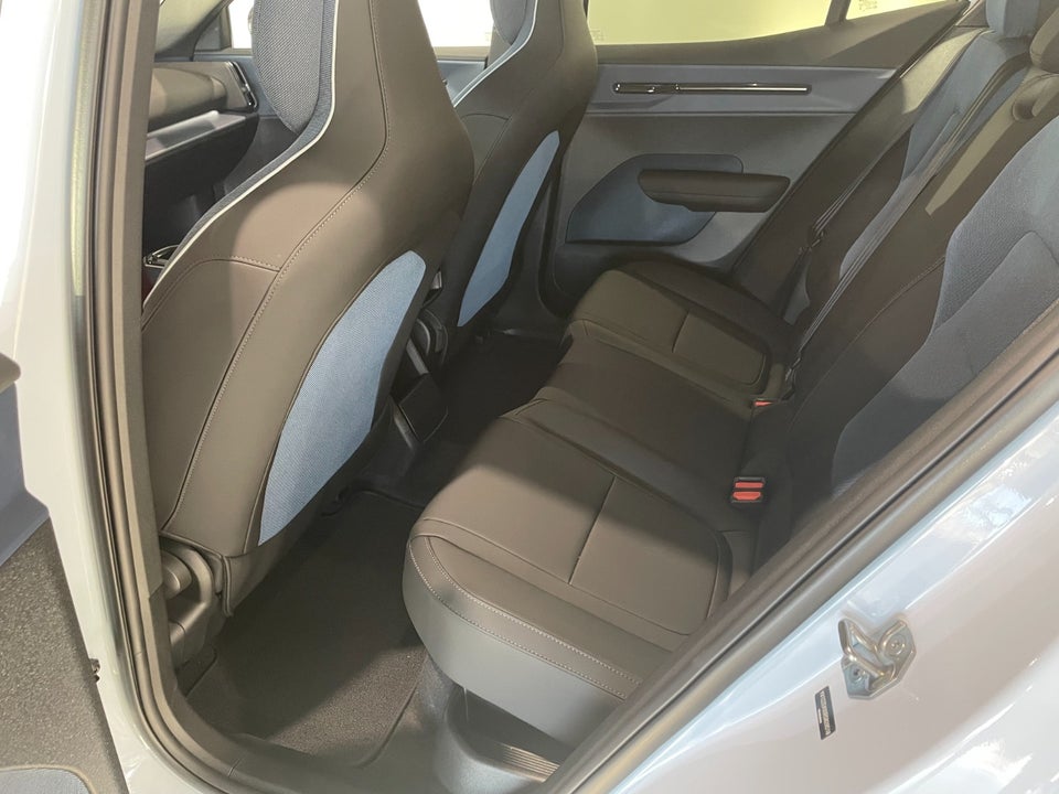 Volvo EX30 Twin Performance Ultra 5d