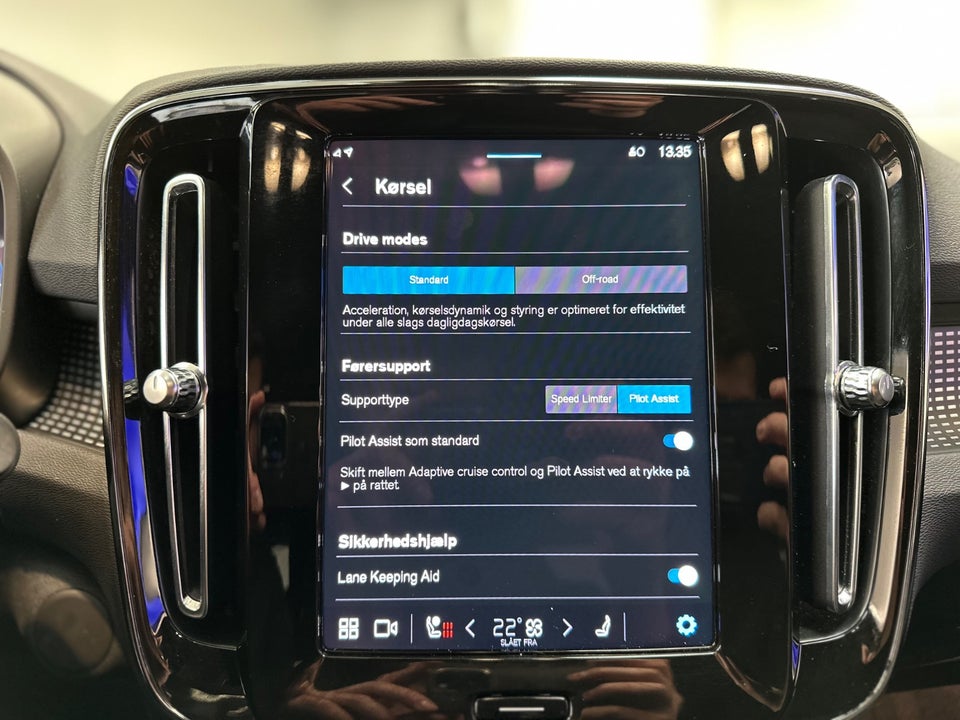 Volvo XC40 P6 ReCharge Plus 5d