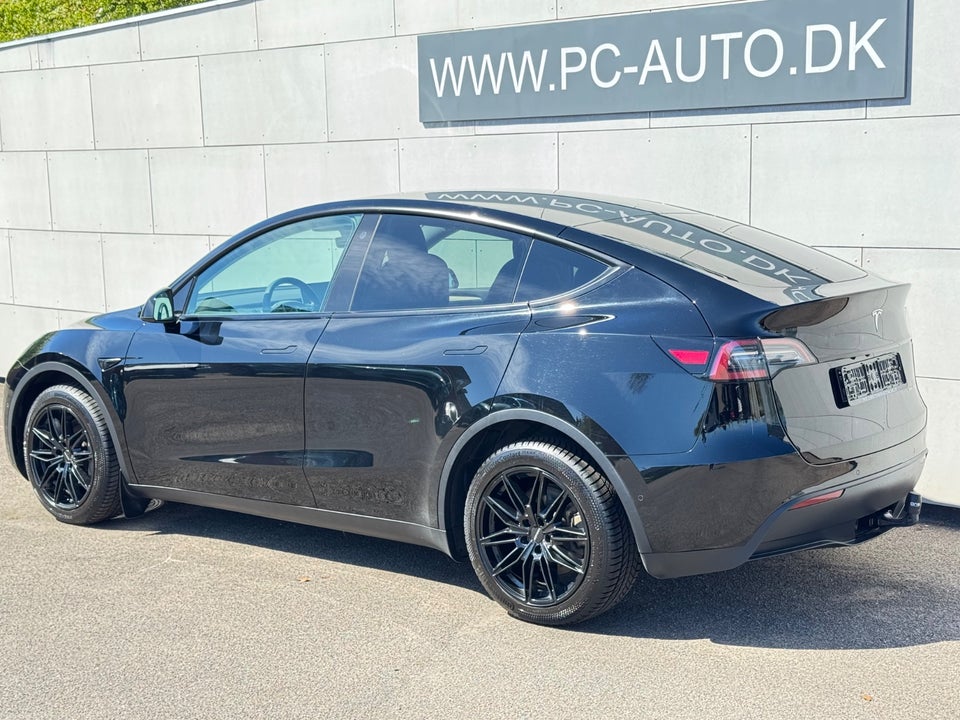 Tesla Model Y Long Range AWD 5d
