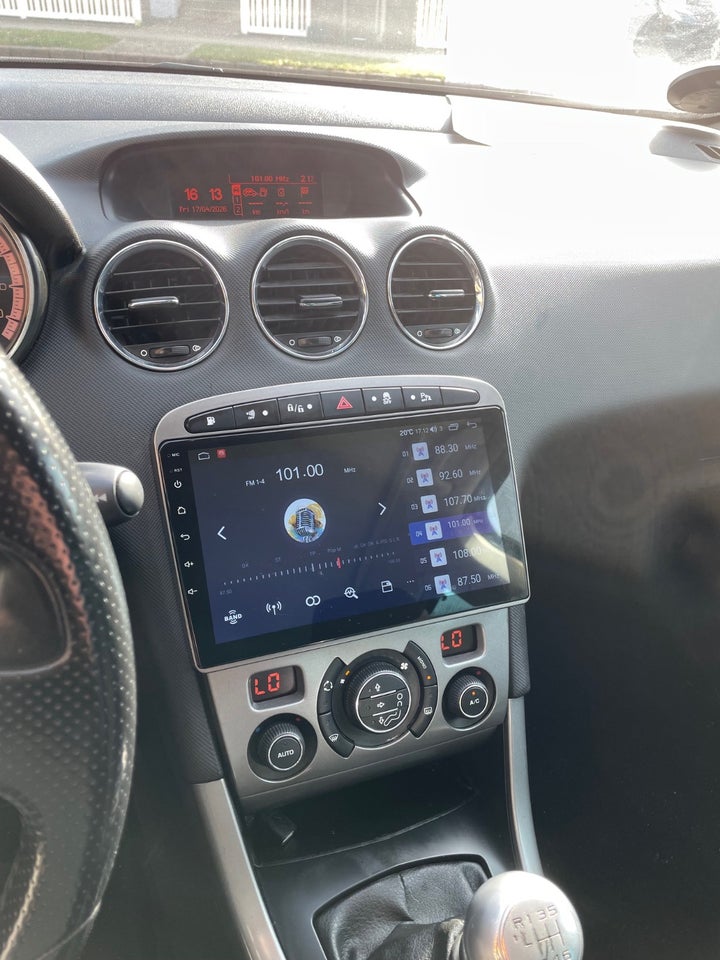 Peugeot 308 1,6 HDi 112 Sportium SW 7prs 5d