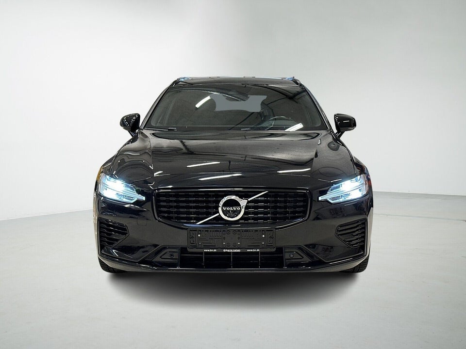 Volvo V60 2,0 T6 ReCharge R-Design aut. AWD 5d