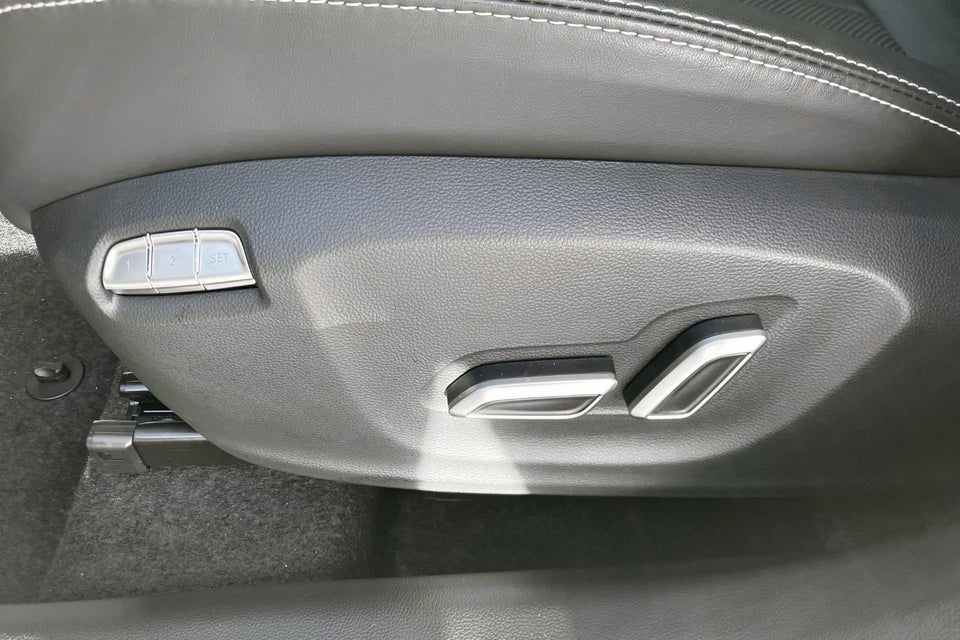 MG Marvel R Performance 5d