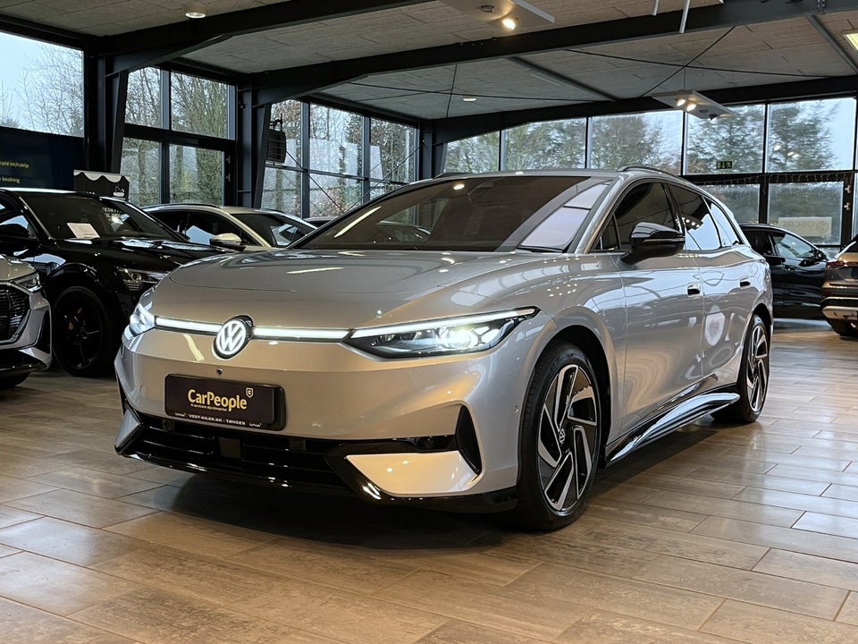 VW ID.7 77 Style Tourer 5d