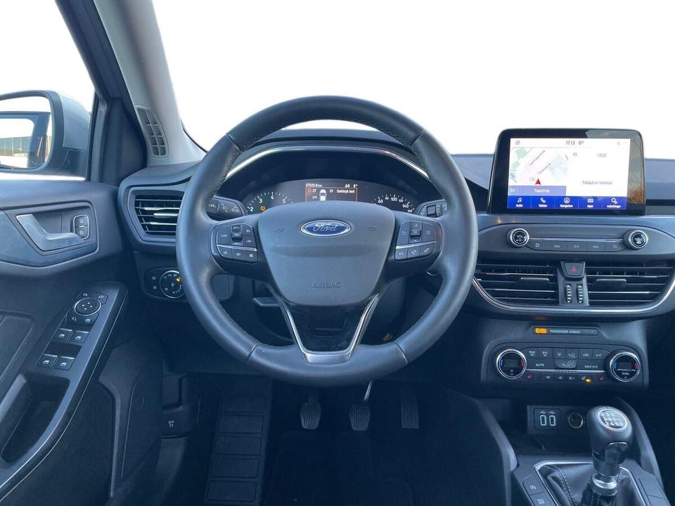 Ford Focus 1,0 EcoBoost mHEV Active stc. 5d