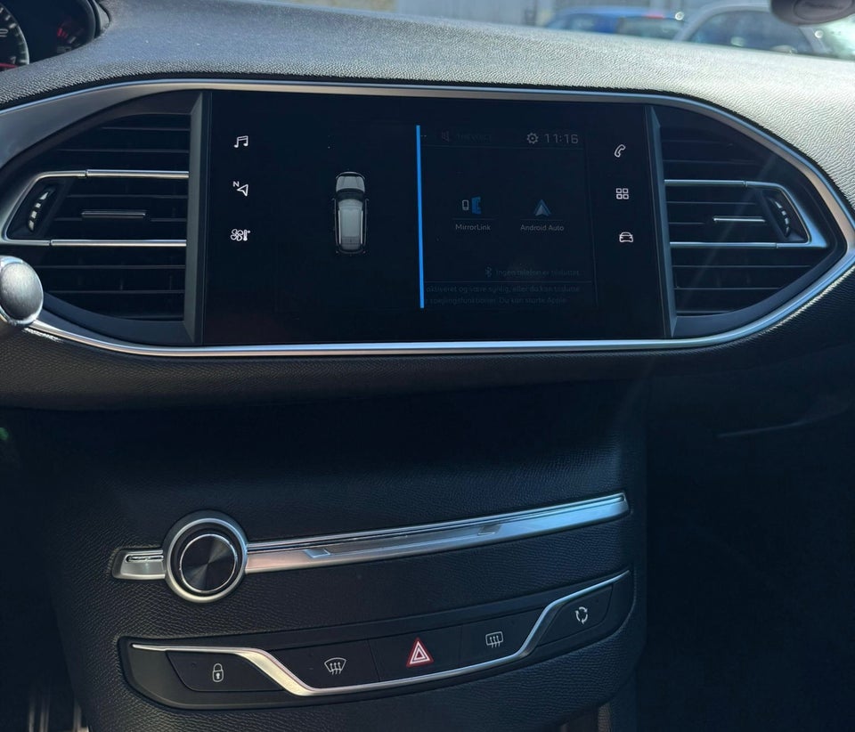 Peugeot 308 1,2 e-THP 130 GT Line SW EAT6 5d