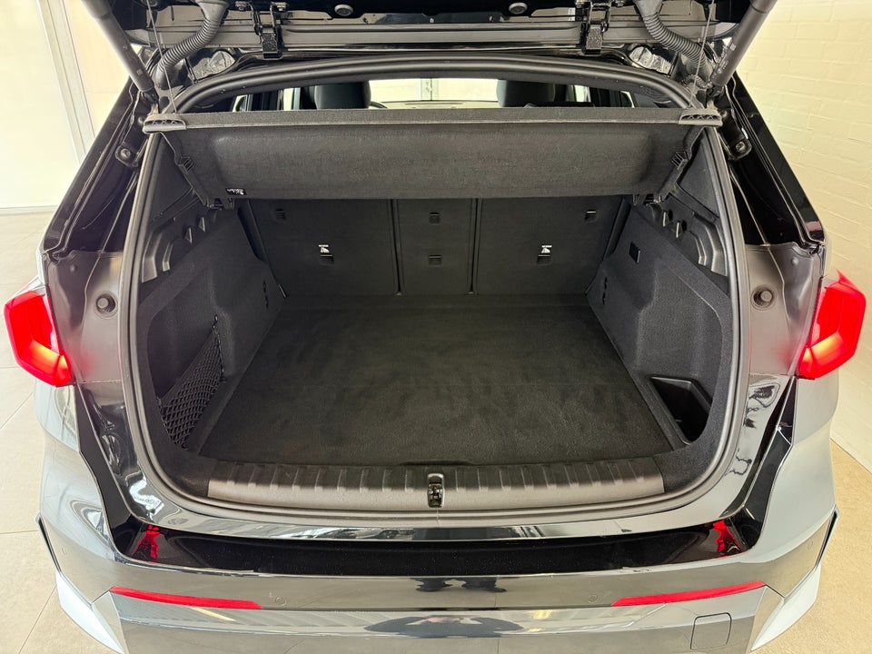 BMW iX1 xDrive30 X-Line 5d