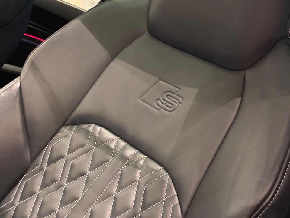 Audi e-tron S Sportback quattro 5d