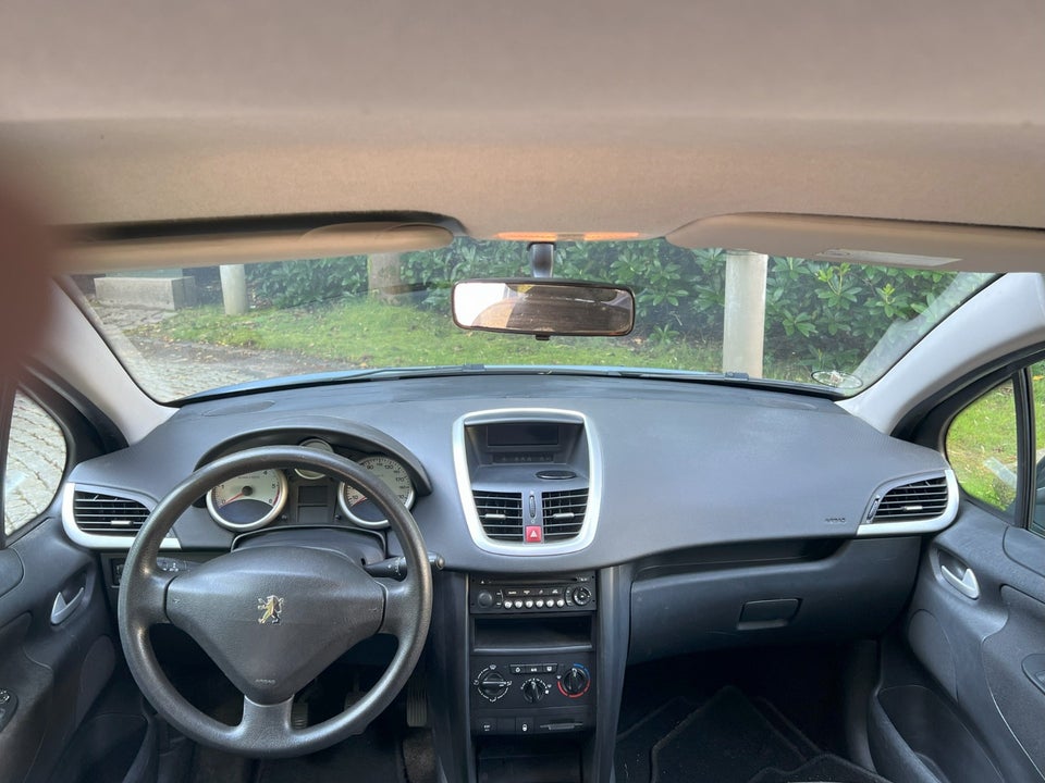 Peugeot 207 1,4 HDi 5d