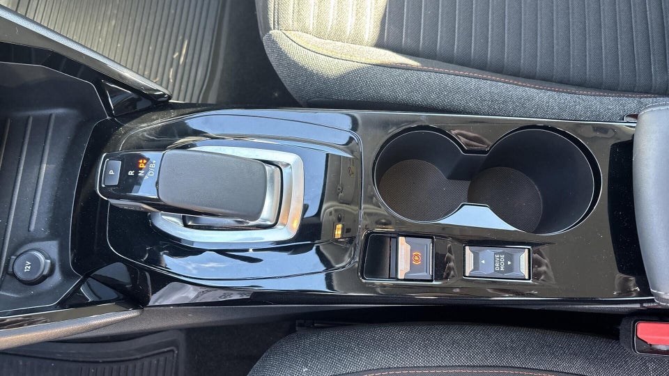 Peugeot e-208 50 Active 5d