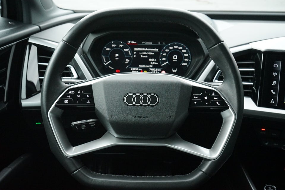 Audi Q4 e-tron 45 Advanced 5d