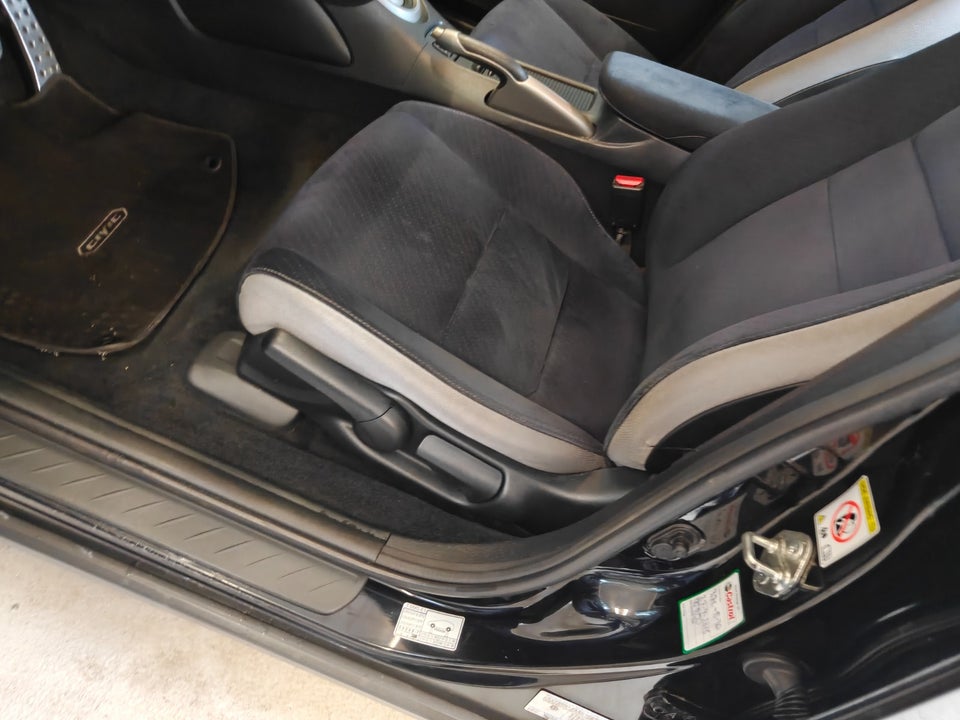 Honda Civic 1,8 Sport 5d