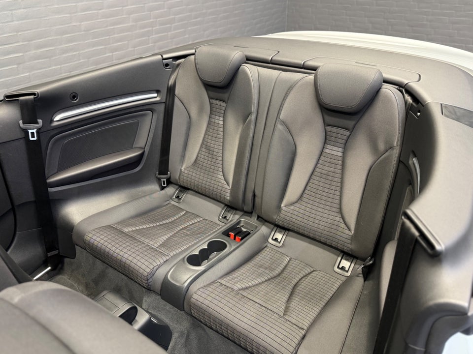 Audi A3 35 TFSi Cabriolet S-tr. 2d