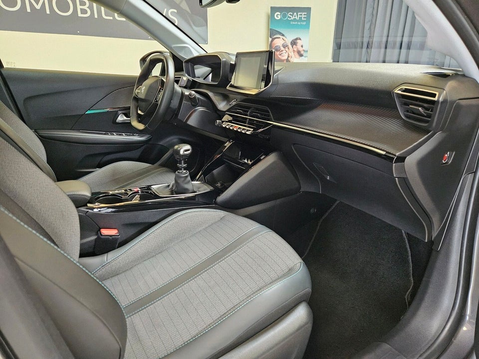 Peugeot 208 1,5 BlueHDi 100 Allure Sky 5d