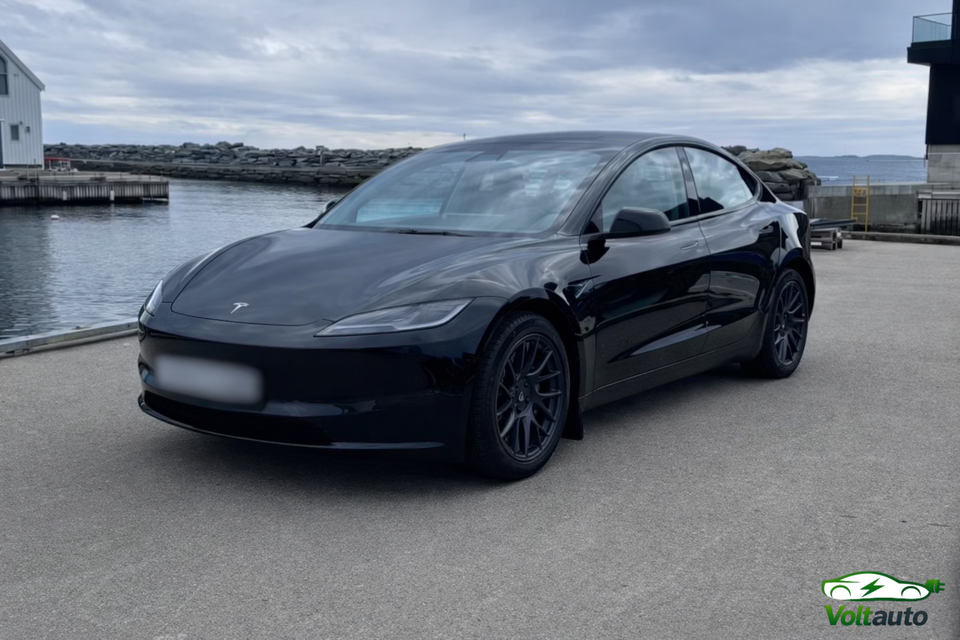 Tesla Model 3 RWD 4d