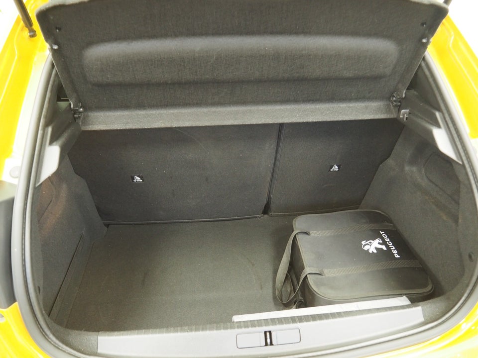 Peugeot e-208 50 GT Line 5d