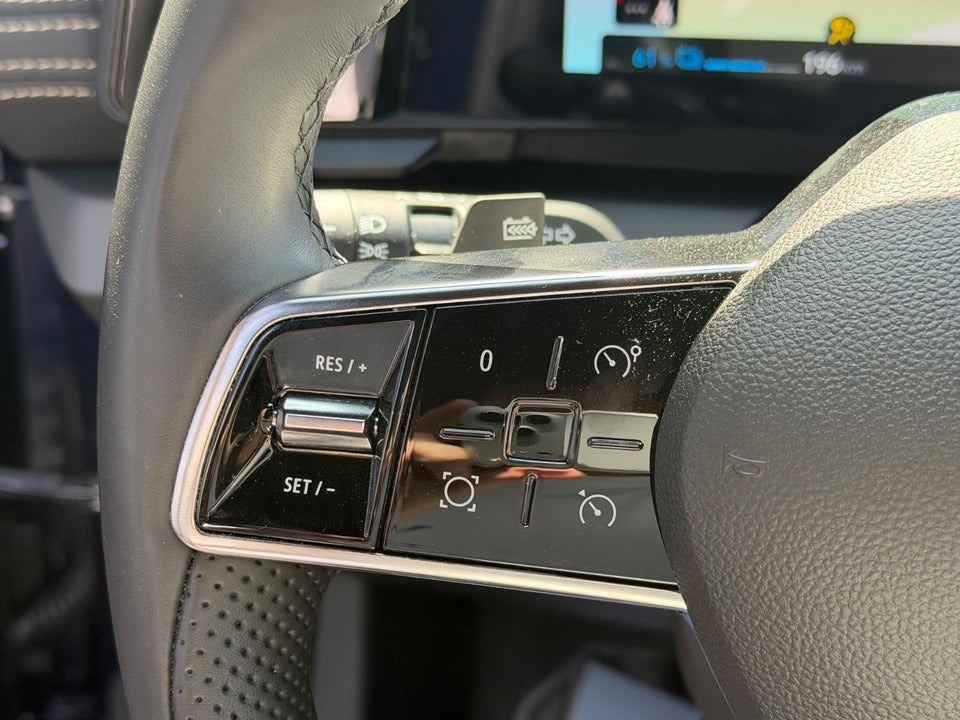 Renault Megane E-Tech 60 Iconic 5d