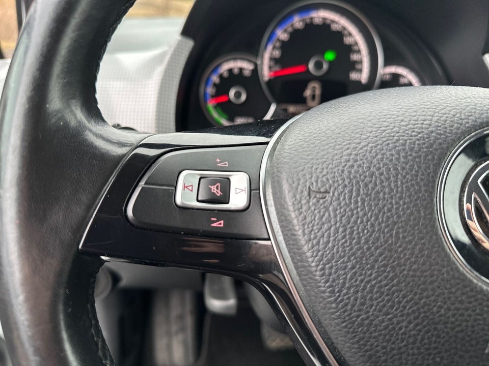 VW e-Up! Move Up! 5d