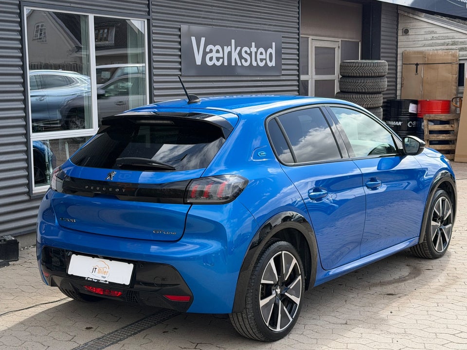 Peugeot e-208 50 GT 5d