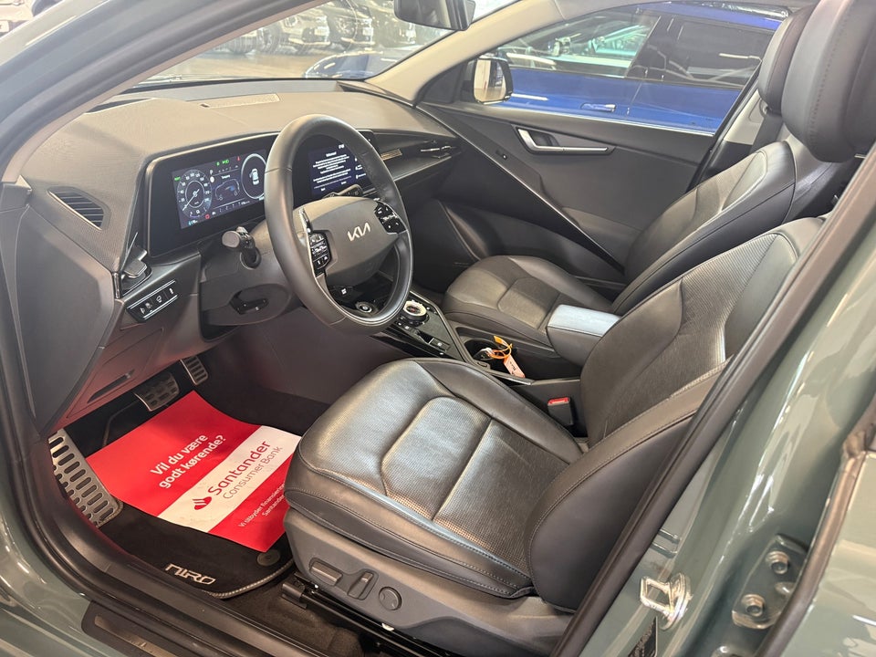 Kia Niro 64 EV Upgrade 5d