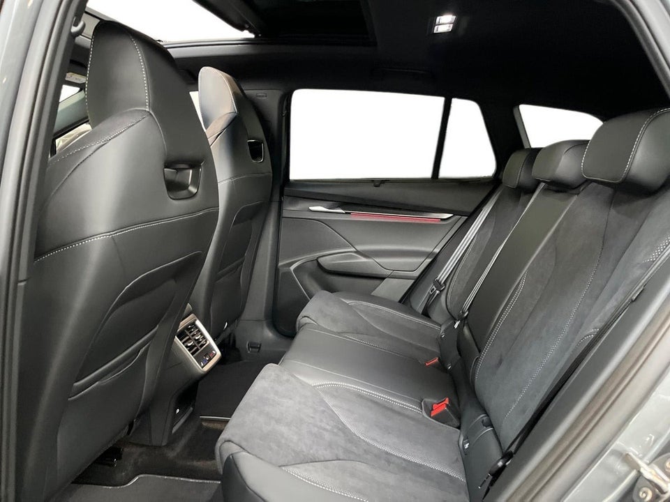 Skoda Enyaq 85 iV Sportline Maxx 5d